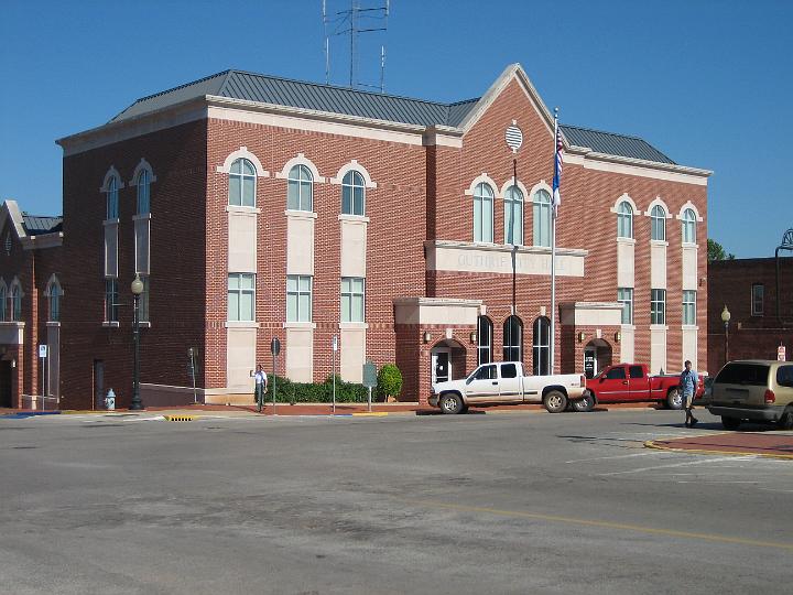 2007 Eyeball - City Hall, Guthrie Oklahoma.JPG